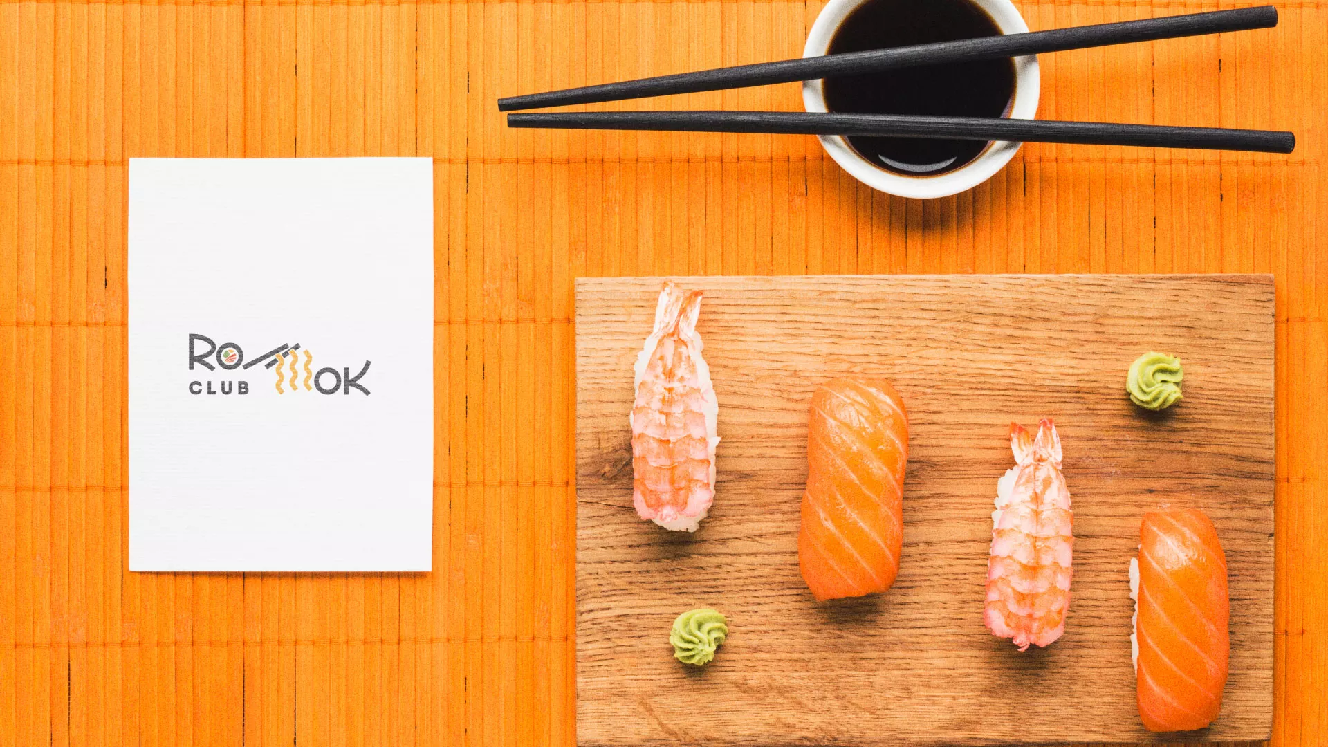 Создание логотипа суши-бара «Roll Wok Club» в Пскове